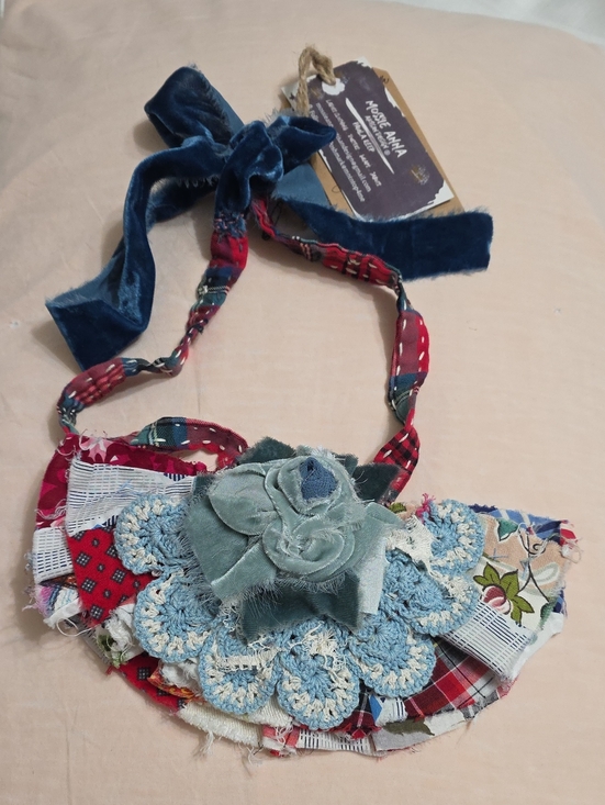 MOSSIE ANNA ARTISAN DESIGN Accessories - JABOT MOSSIE ANNA ARTISAN DESIGN 🩷OOAK NWT Vintage Textiles